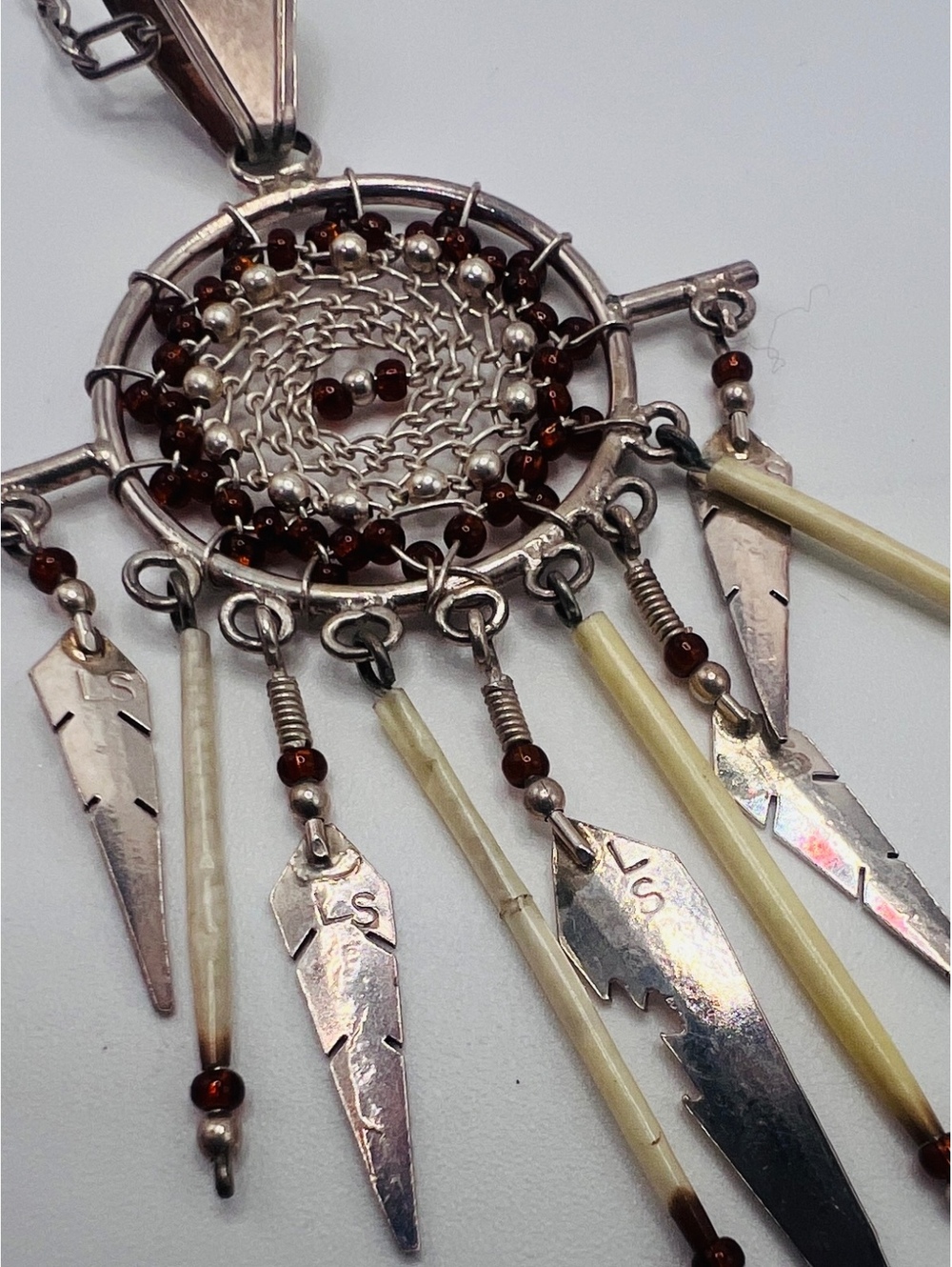 Vintage Sterling Silver Dreamcatcher Necklace LS Feather Garnet Bone 14.33g